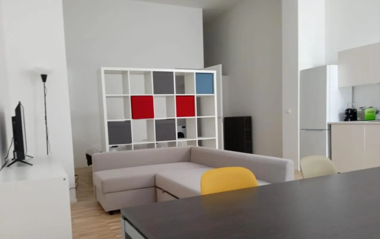 Open Space3 D'Apulia 11 Apartment Milan
